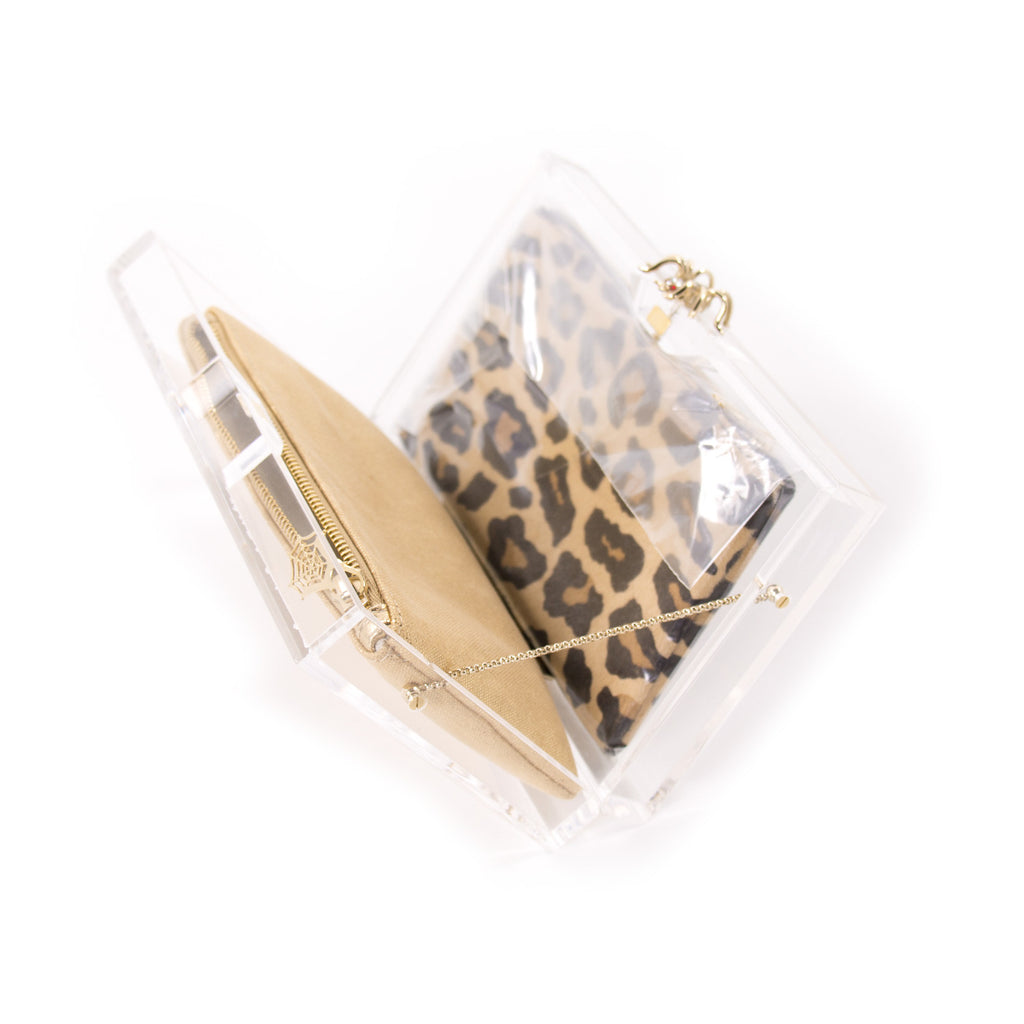 Charlotte Olympia Pandora Clutch Bags Charlotte Olympia - Shop authentic new pre-owned designer brands online at Re-Vogue