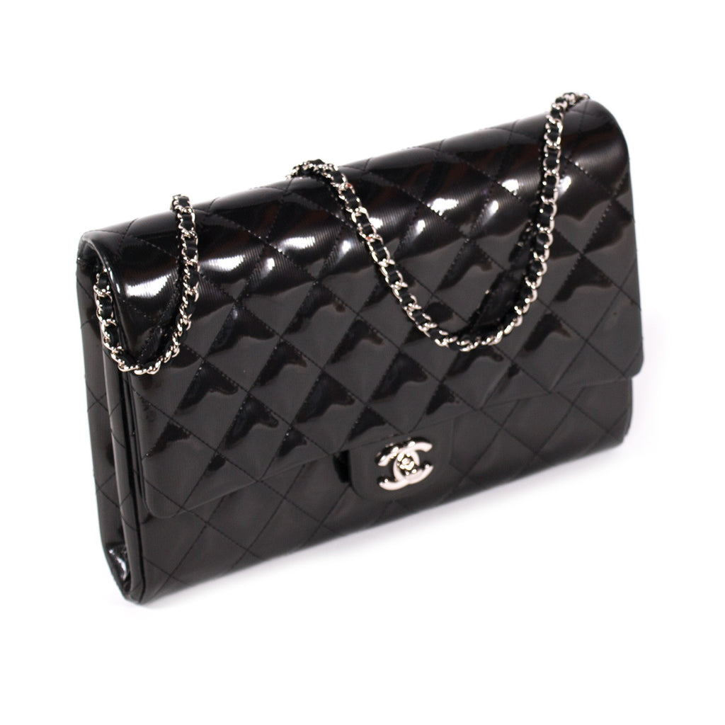 Chanel Classic Clutch With Chain Bags Chanel - Shop authentic new pre-owned designer brands online at Re-Vogue