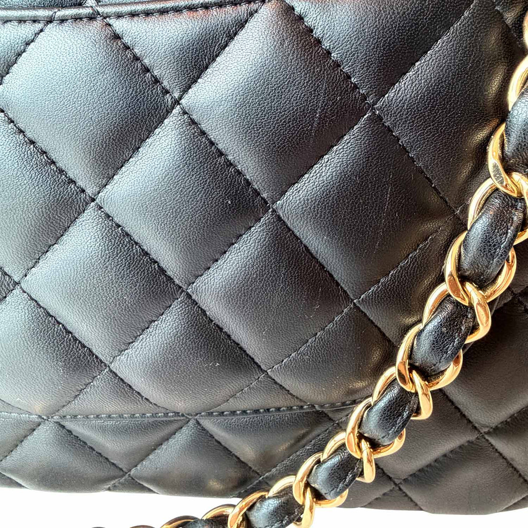 Chanel Classic Jumbo Double Flap Bag - revogue