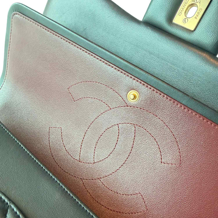 Chanel Classic Jumbo Double Flap Bag - revogue