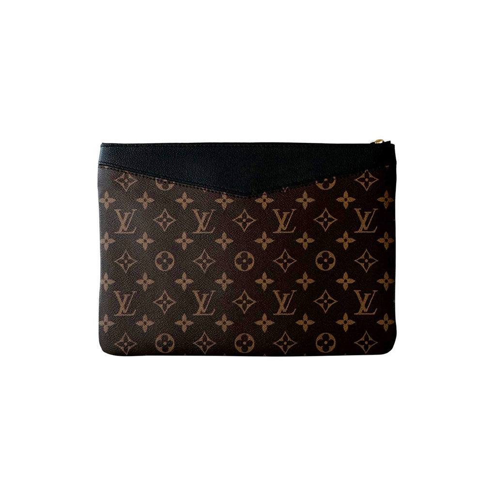 Louis Vuitton Monogram Daily Pouch