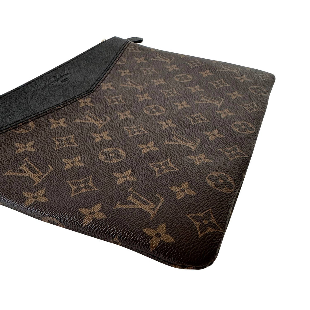 Louis Vuitton Monogram Daily Pouch