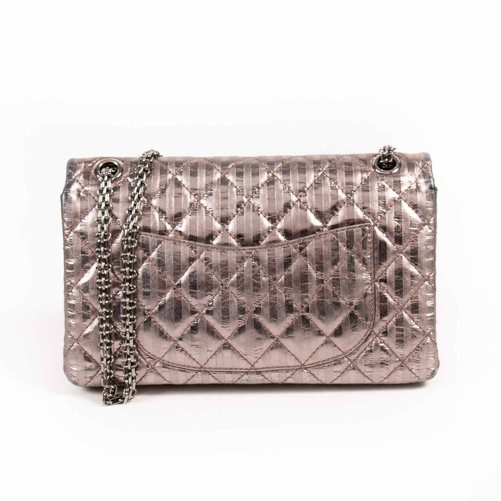 Chanel 2.55 Reissue 226 Flap Bag Bags Chanel - Shop authentic new pre-owned designer brands online at Re-Vogue