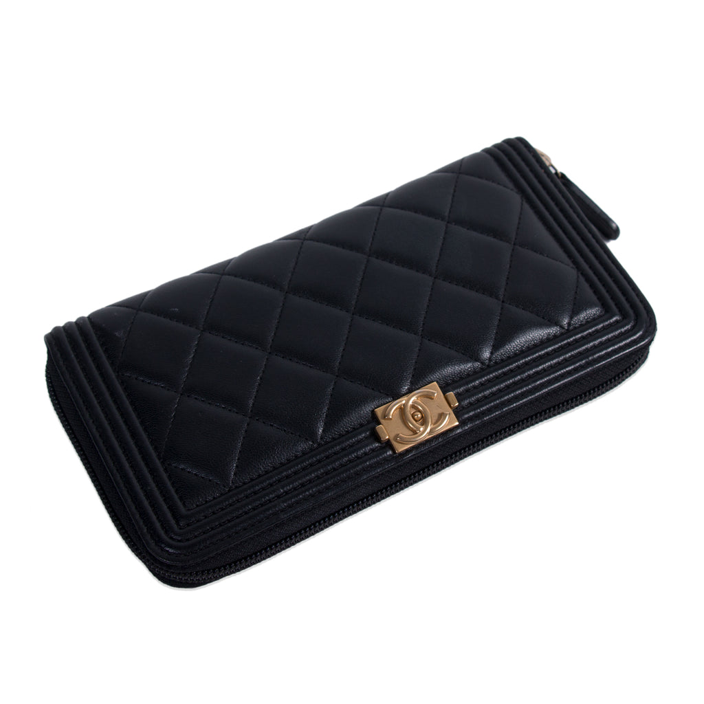 Chanel Boy L-Gusset Zip Wallet Accessories Chanel - Shop authentic new pre-owned designer brands online at Re-Vogue