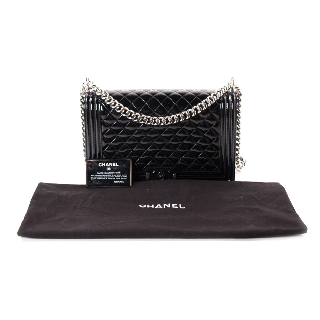 Chanel New Medium Boy Bag Bags Chanel - Shop authentic new pre-owned designer brands online at Re-Vogue