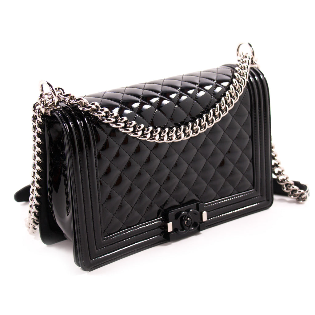 Chanel New Medium Boy Bag Bags Chanel - Shop authentic new pre-owned designer brands online at Re-Vogue