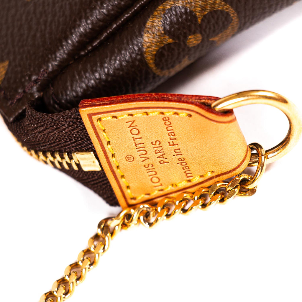 Louis Vuitton Monogram Mini Pochette Accessoires