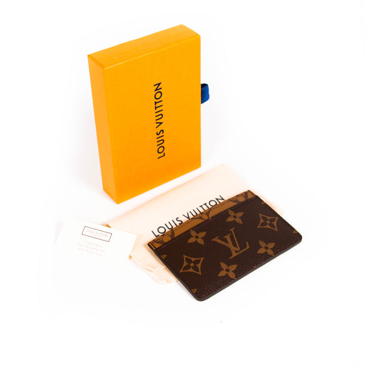 Louis Vuitton Monogram Reverse Card Holder Accessories Louis Vuitton - Shop authentic new pre-owned designer brands online at Re-Vogue