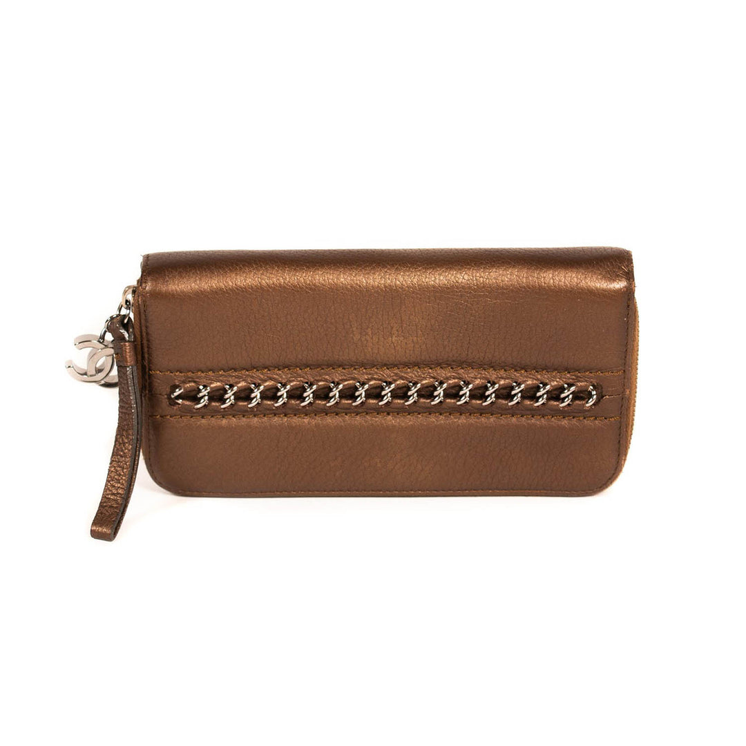 Chanel Luxe Ligne Wallet Accessories Chanel - Shop authentic new pre-owned designer brands online at Re-Vogue