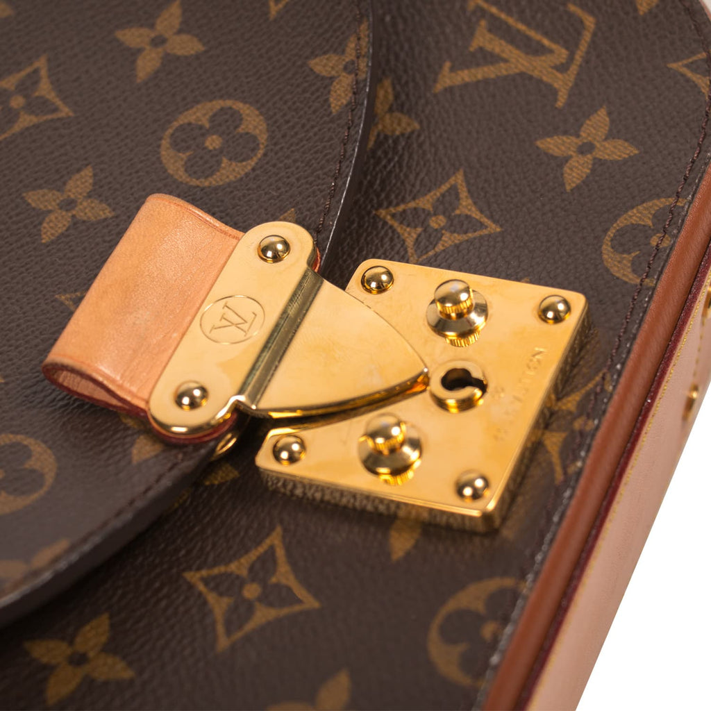 Louis Vuitton Monogram Eden PM Bags Louis Vuitton - Shop authentic new pre-owned designer brands online at Re-Vogue