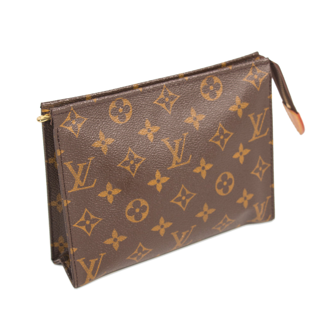 Louis Vuitton Monogram Toiletry Pouch 19 Bags Louis Vuitton - Shop authentic new pre-owned designer brands online at Re-Vogue