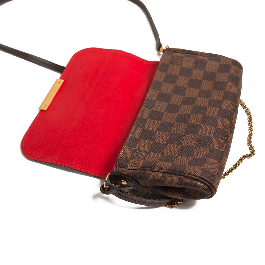 Louis Vuitton Pochette Favorite PM Bags Louis Vuitton - Shop authentic new pre-owned designer brands online at Re-Vogue