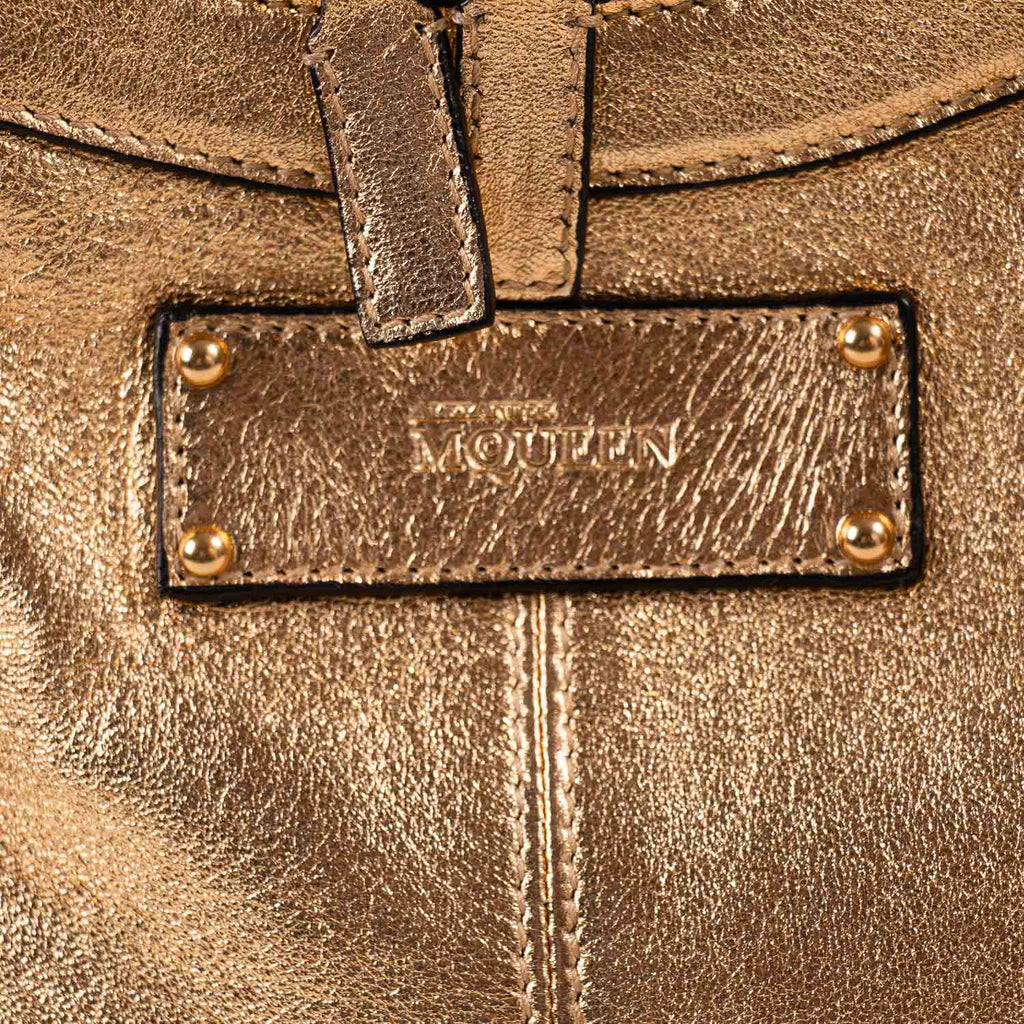 Alexander McQueen De Manta Clutch Bags Alexander McQueen - Shop authentic new pre-owned designer brands online at Re-Vogue