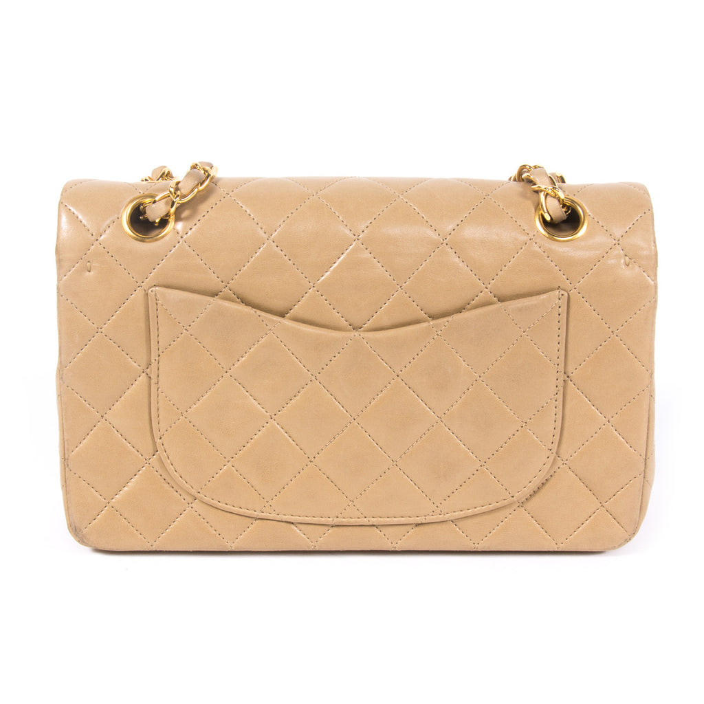 Chanel Classic Small Double Flap Bags Chanel - Shop authentic new pre-owned designer brands online at Re-Vogue