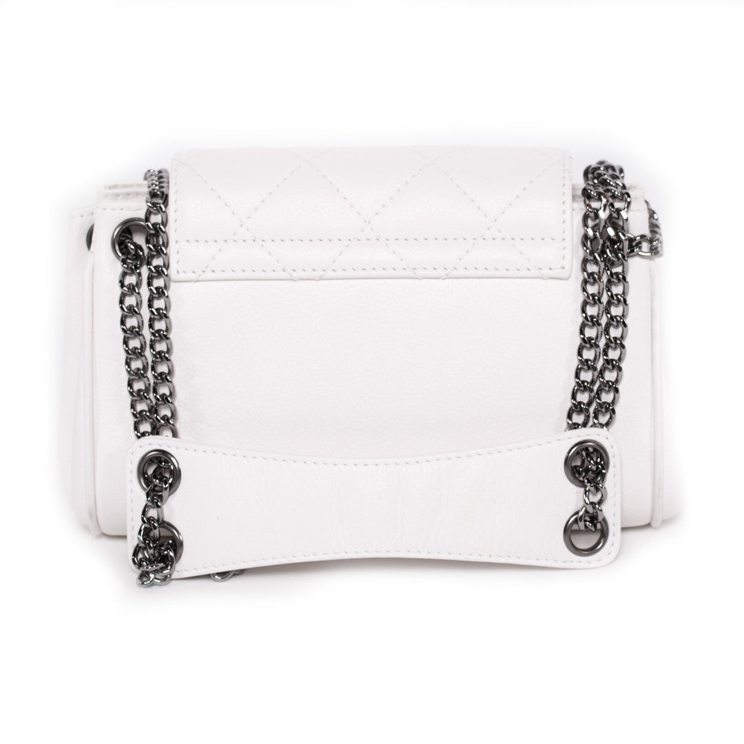 Chanel Caviar Accordion Flap Bag Bags Chanel - Shop authentic new pre-owned designer brands online at Re-Vogue