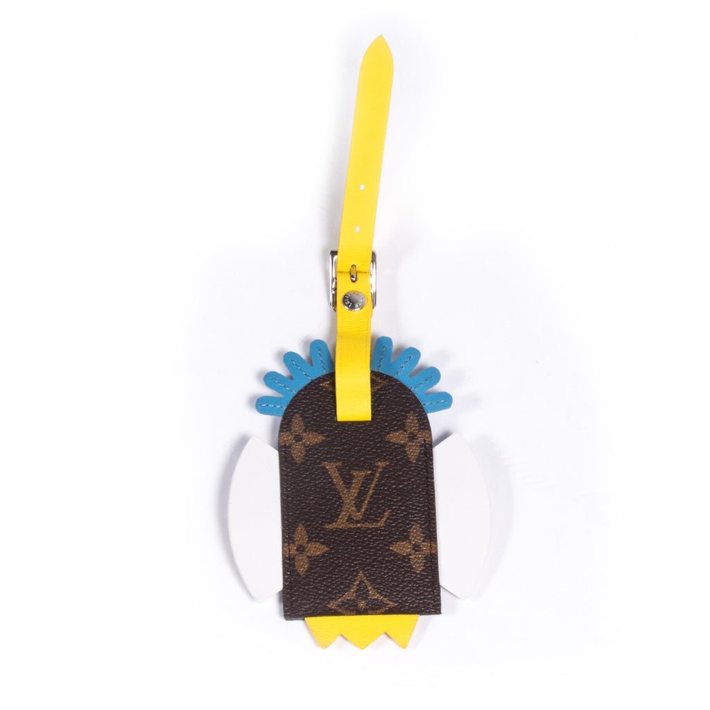 Louis Vuitton Tribal Mask Luggage Tag - revogue