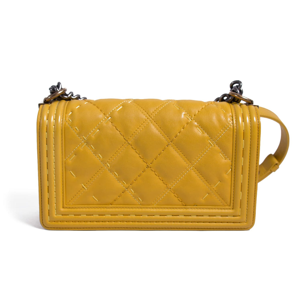 Chanel Medium Boy Bag Bags Chanel - Shop authentic new pre-owned designer brands online at Re-Vogue