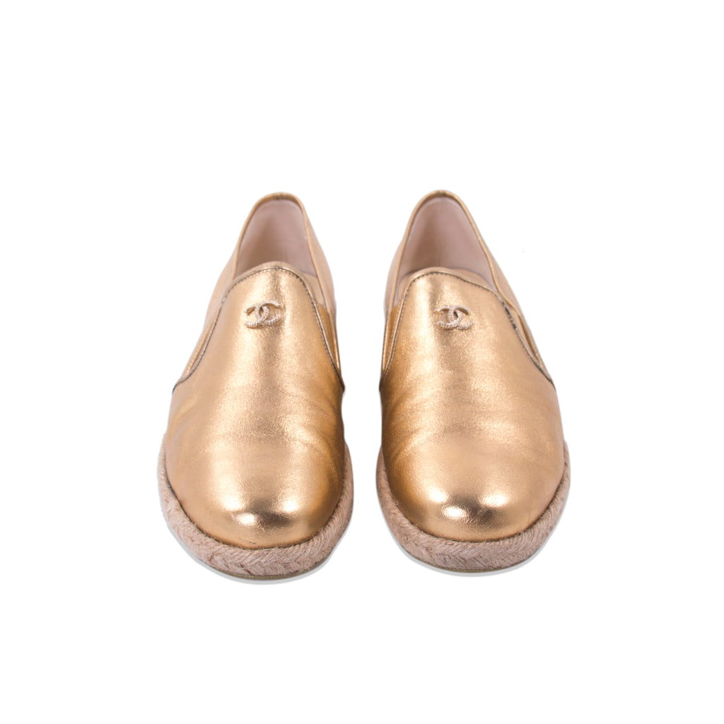 Chanel Gold Metallic Leather Espadrilles Flats Shoes Chanel - Shop authentic new pre-owned designer brands online at Re-Vogue