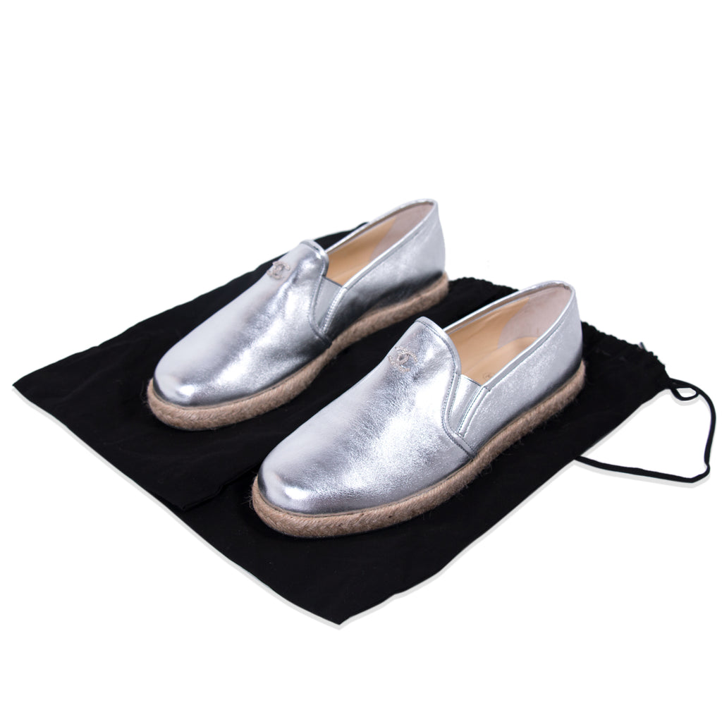 Chanel Silver Metallic Leather Espadrilles Shoes Chanel - Shop authentic new pre-owned designer brands online at Re-Vogue