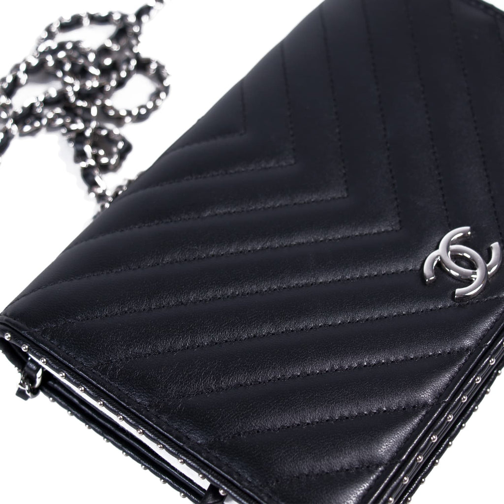 Chanel Studded Wallet on Chain Bags Chanel - Shop authentic new pre-owned designer brands online at Re-Vogue