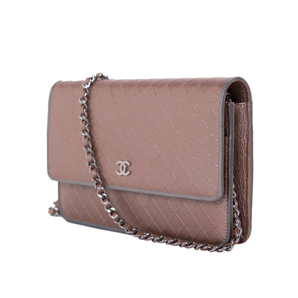 Chanel Diamond Stitch Wallet on Chain Bags Chanel - Shop authentic new pre-owned designer brands online at Re-Vogue