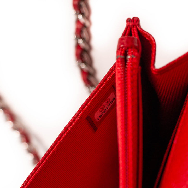 Chanel Caviar Wallet on Chain Bags Chanel - Shop authentic new pre-owned designer brands online at Re-Vogue