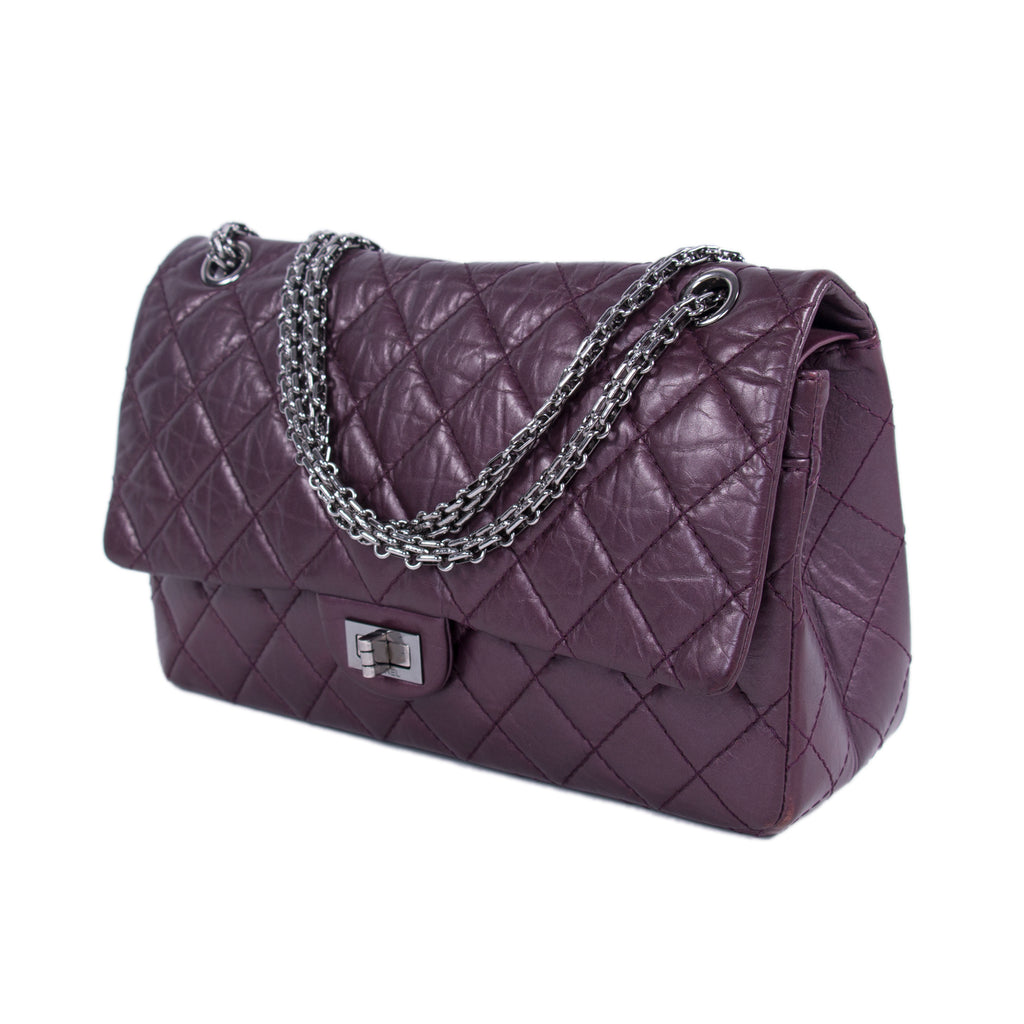 Chanel 2.55 Reissue 226 Flap Bag Bags Chanel - Shop authentic new pre-owned designer brands online at Re-Vogue