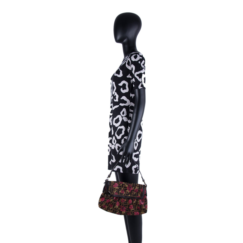 Fendi Zucca Floral Chef Bag Bags Fendi - Shop authentic new pre-owned designer brands online at Re-Vogue