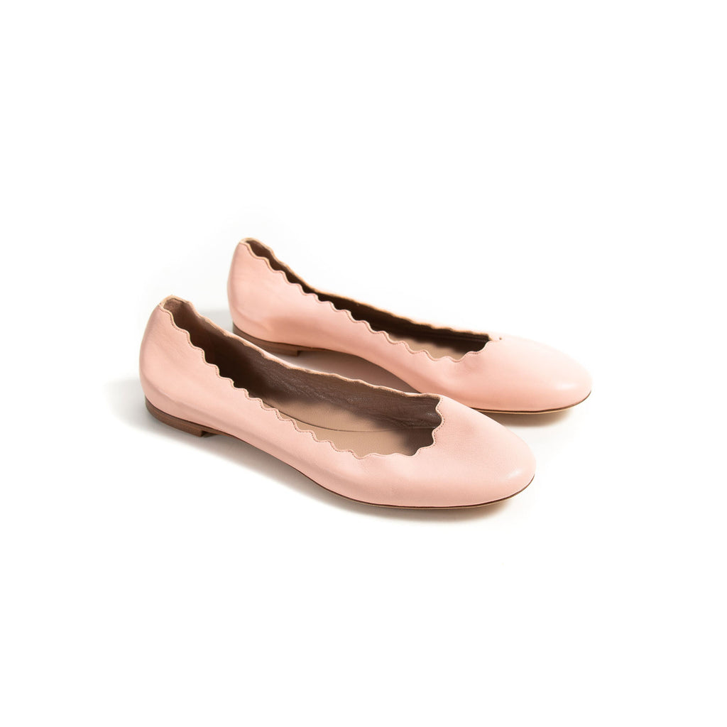 Chloé Leather Flats Shoes Chloé - Shop authentic new pre-owned designer brands online at Re-Vogue
