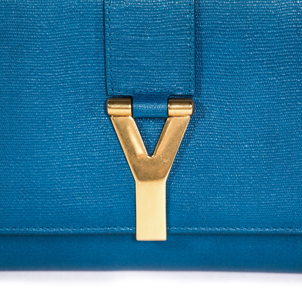 Saint Laurent Chyc Clutch Bags Yves Saint Laurent - Shop authentic new pre-owned designer brands online at Re-Vogue