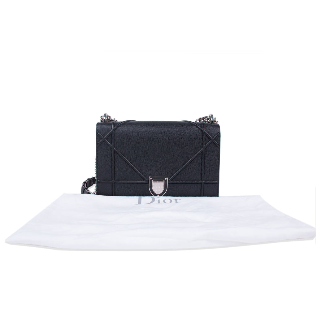 Christian Dior Diorama Medium Shoulder Bag Bags Dior - Shop authentic new pre-owned designer brands online at Re-Vogue