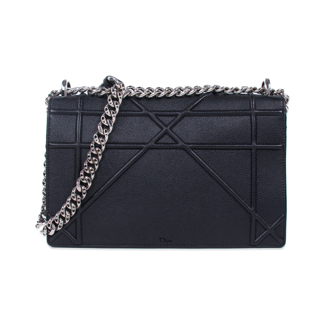 Christian Dior Diorama Medium Shoulder Bag Bags Dior - Shop authentic new pre-owned designer brands online at Re-Vogue