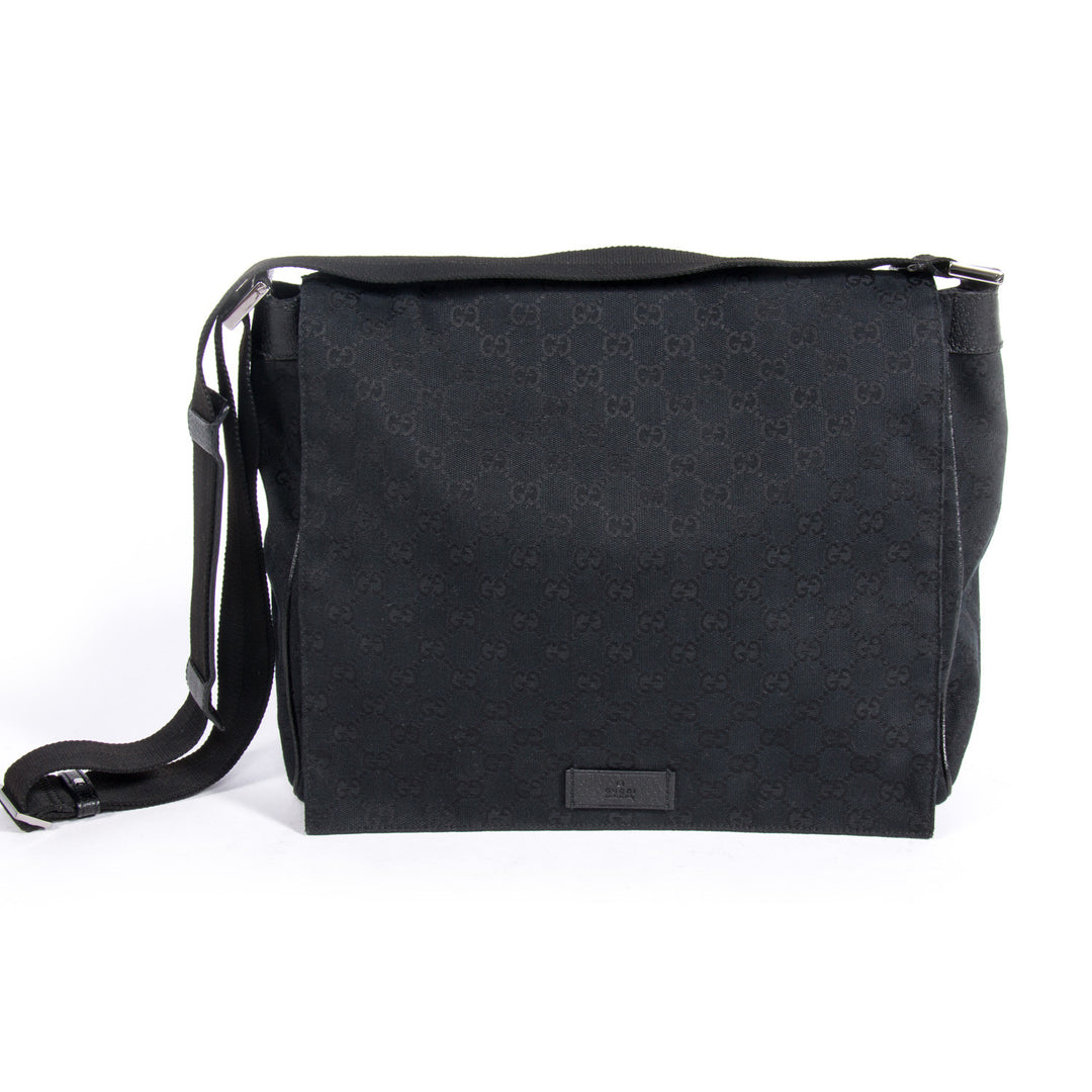 Gucci Messenger Bag - revogue