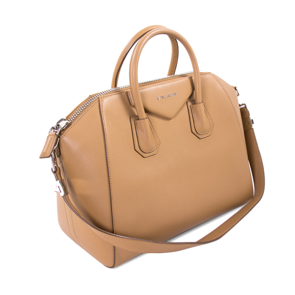 Givenchy Medium Antigona Stachel Bags Givenchy - Shop authentic new pre-owned designer brands online at Re-Vogue