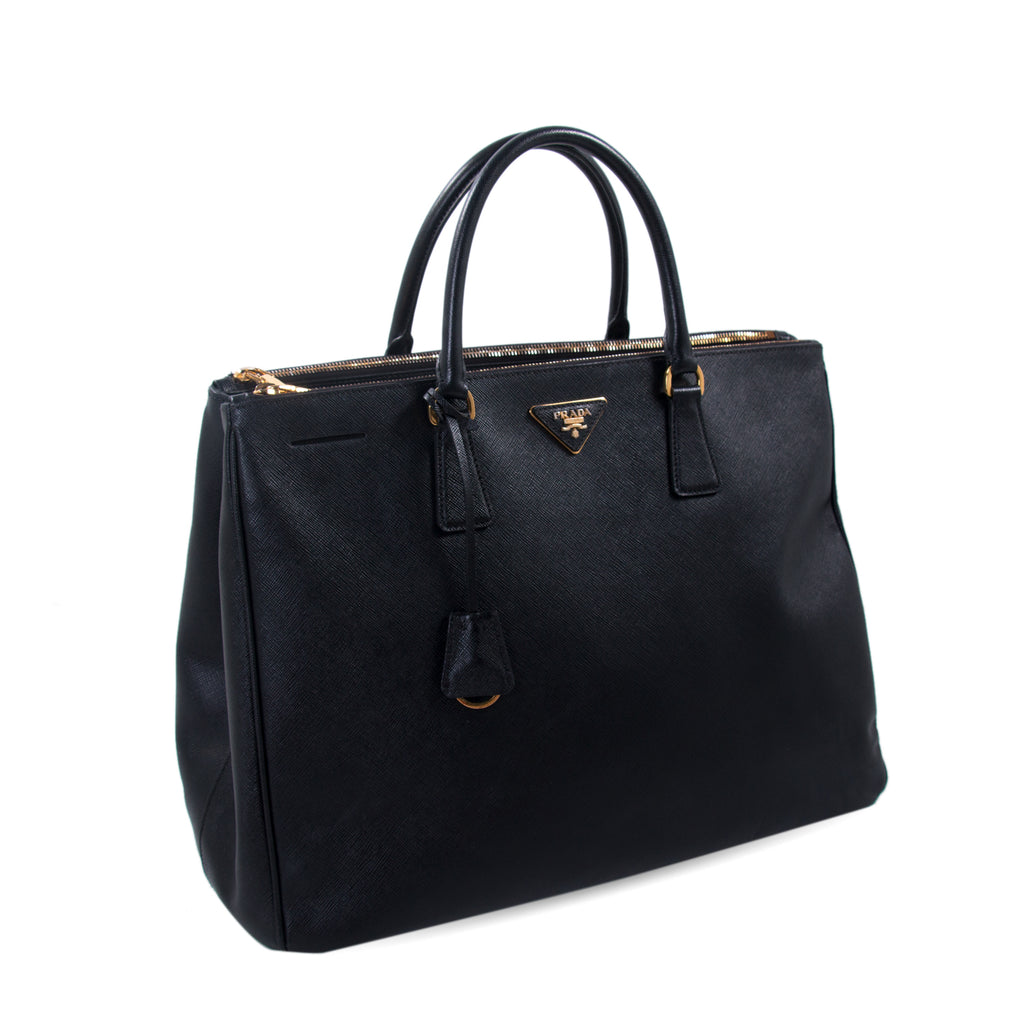 Prada Extra Large Lux Galleria Double Zip Tote Bags Prada - Shop authentic new pre-owned designer brands online at Re-Vogue