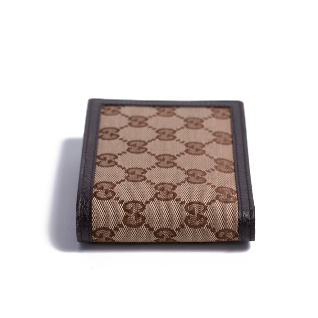 Gucci GG Supreme Bi-Fold Wallet Accessories Gucci - Shop authentic new pre-owned designer brands online at Re-Vogue