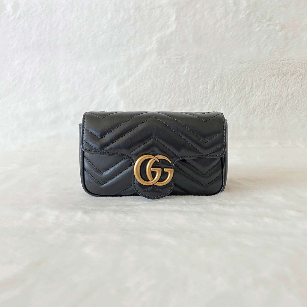 Gucci GG Marmont Matelassé Super Mini Bag