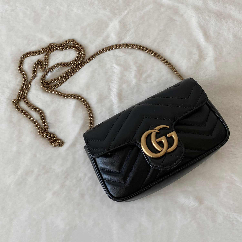 Gucci GG Marmont Matelassé Super Mini Bag