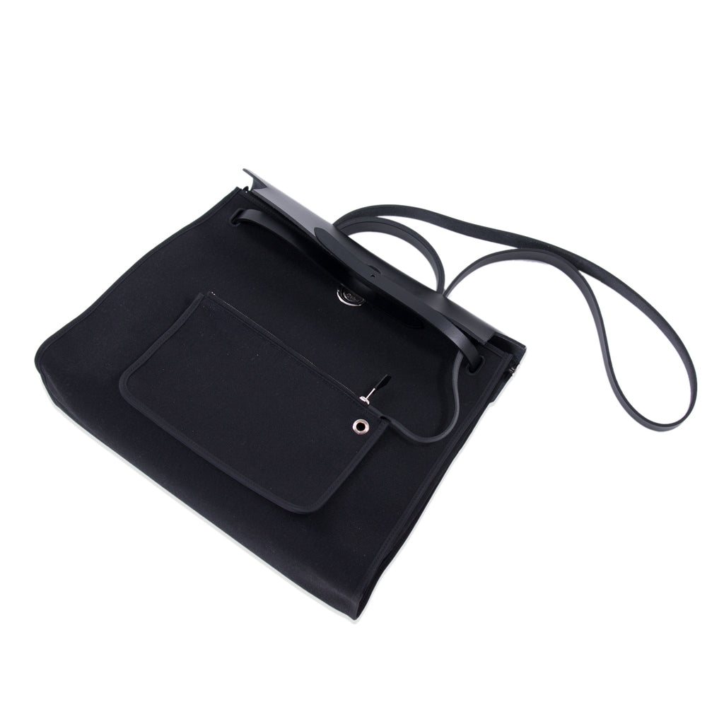 Hermès Herbag Zip 39 Black Bags Hermès - Shop authentic new pre-owned designer brands online at Re-Vogue