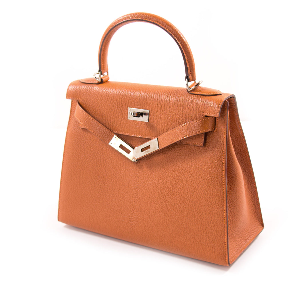 Hermès Kelly 28 Sellier Orange Chevre Mysore Bags Hermès - Shop authentic new pre-owned designer brands online at Re-Vogue