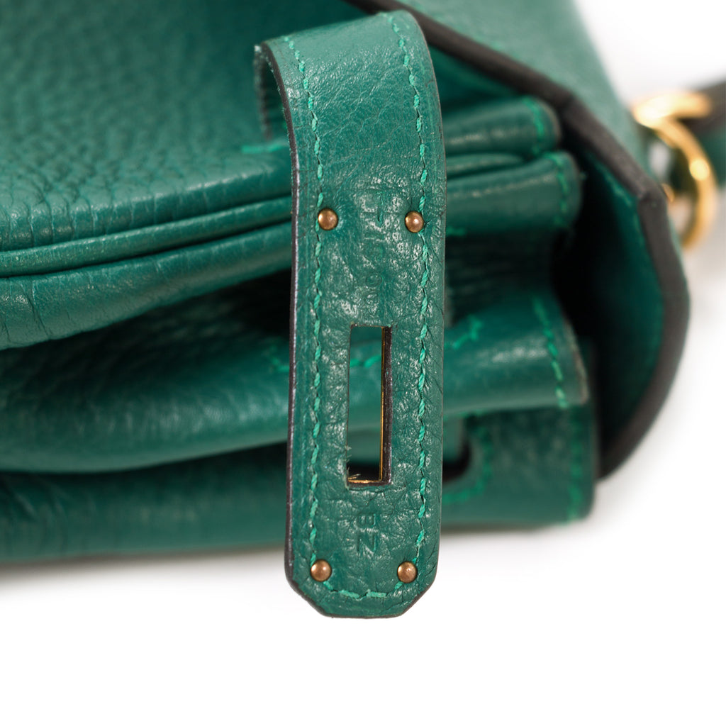 Hermès Kelly 28 Retourne Malachite Clemence Bags Hermès - Shop authentic new pre-owned designer brands online at Re-Vogue