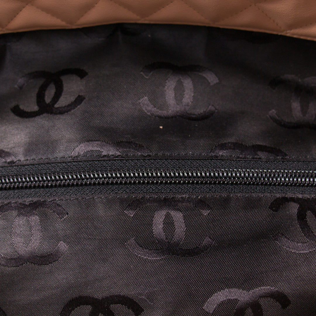 Chanel Ligne Cambon Tote Bags Chanel - Shop authentic new pre-owned designer brands online at Re-Vogue