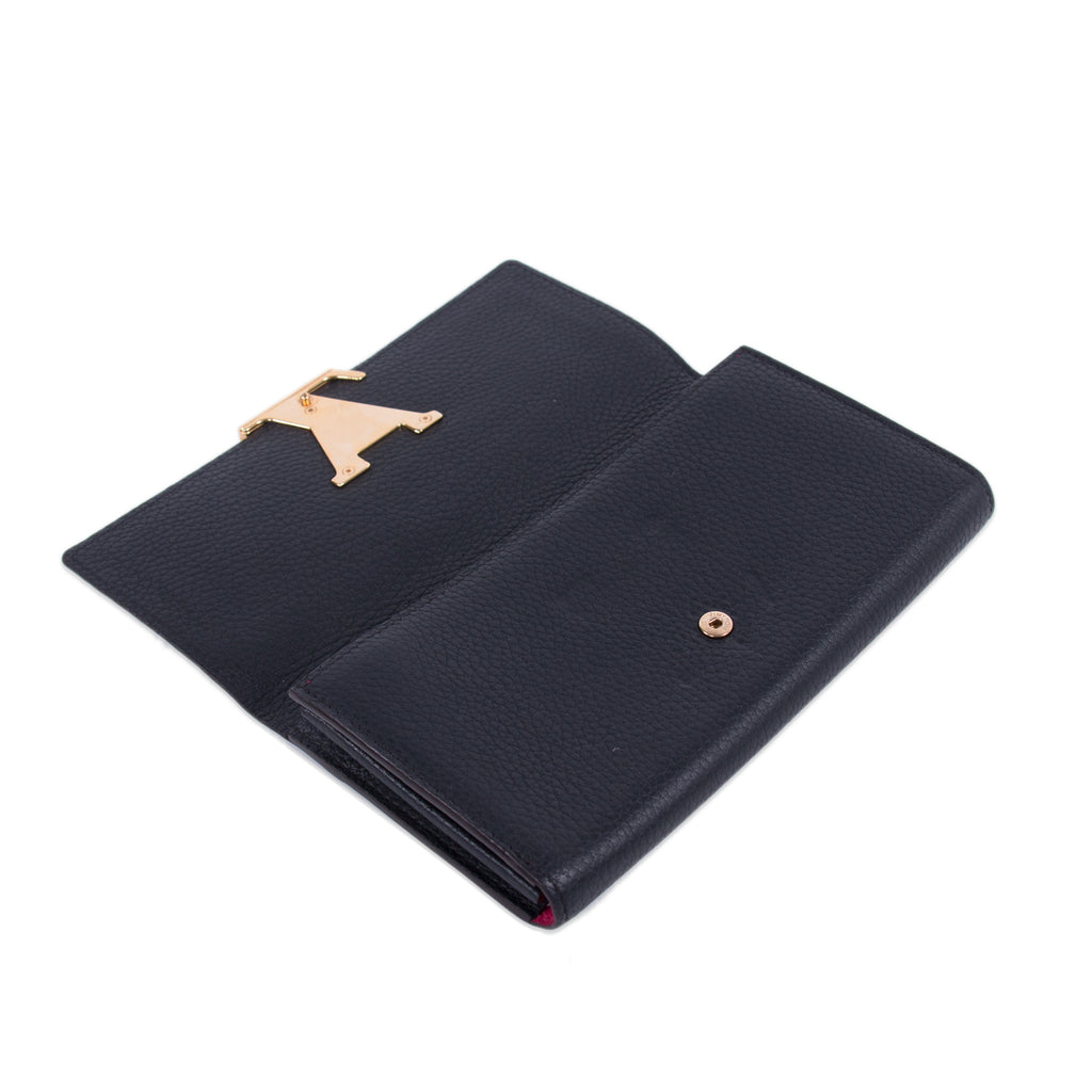 Louis Vuitton Noir Capucines Wallet Accessories Louis Vuitton - Shop authentic new pre-owned designer brands online at Re-Vogue