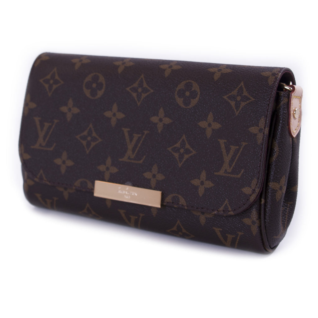 Louis Vuitton Monogram Pochette Favorite PM Bags Louis Vuitton - Shop authentic new pre-owned designer brands online at Re-Vogue