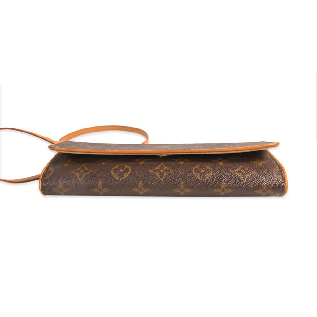 Louis Vuitton Monogram Twin Pochette Bags Louis Vuitton - Shop authentic new pre-owned designer brands online at Re-Vogue