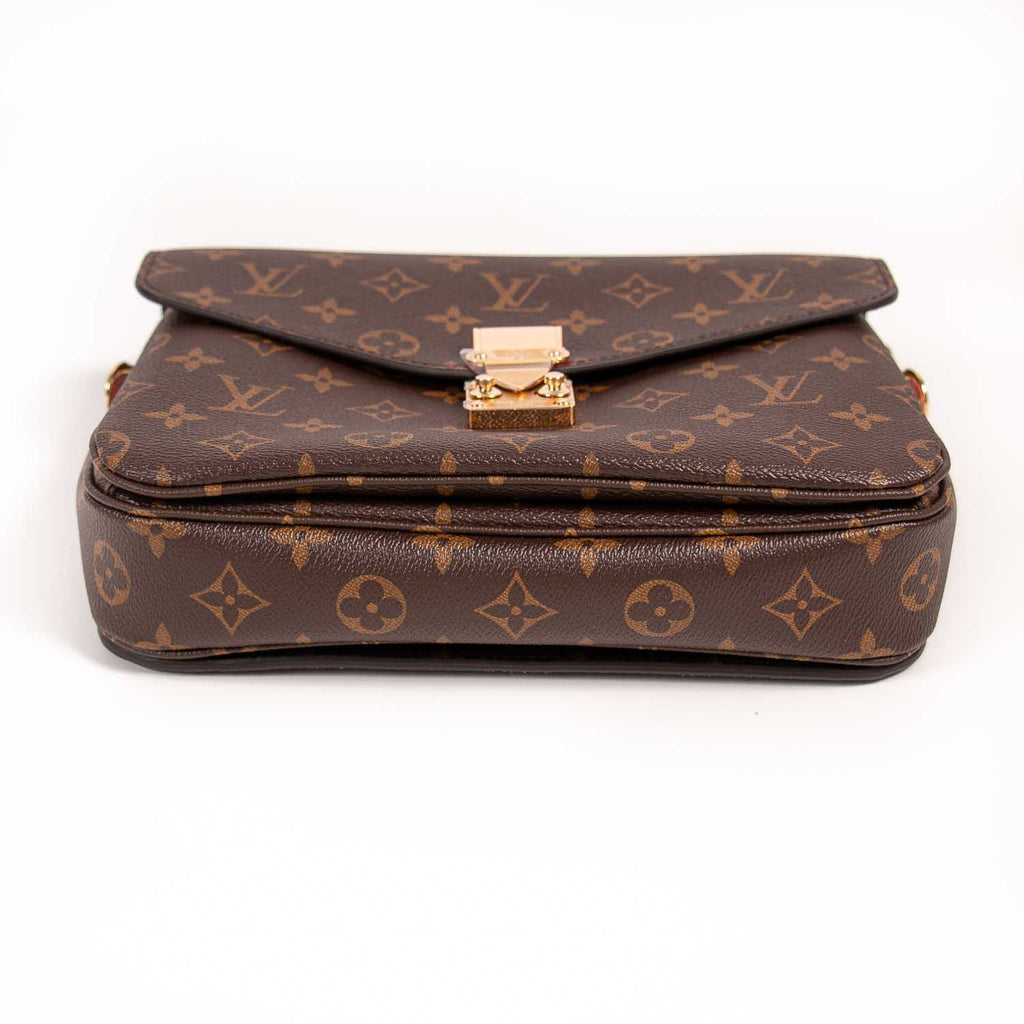 Louis Vuitton Monogram Pochette Metis Bags Louis Vuitton - Shop authentic new pre-owned designer brands online at Re-Vogue