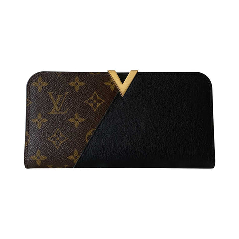 Louis Vuitton Monogram Venus Wallet