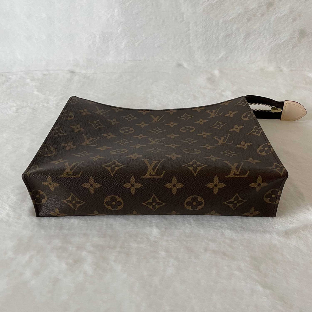 Louis Vuitton Monogram Toiletry Pouch 26