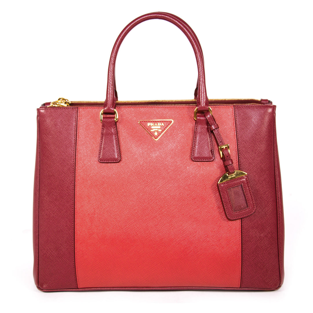 Prada Large Saffiano Double Zip Tote Bags Prada - Shop authentic new pre-owned designer brands online at Re-Vogue