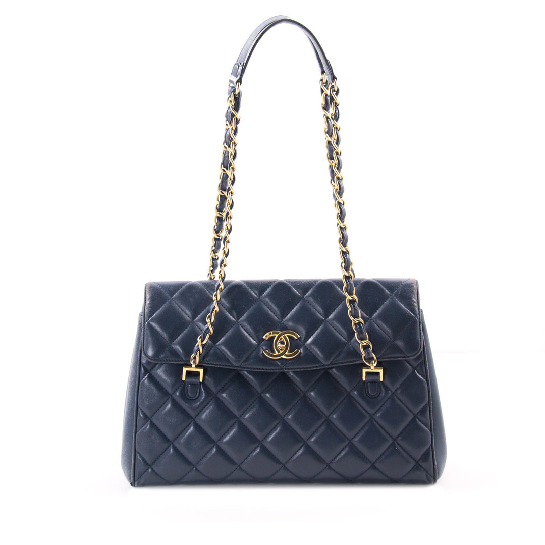 Chanel In The Business Tote Bag Bags Chanel - Shop authentic new pre-owned designer brands online at Re-Vogue